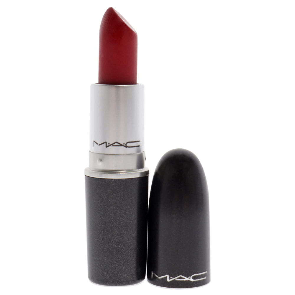 MAC Rub Ruby Woo, textura suave para una aplicación cómoda.