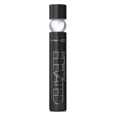 MAC MACStack Elevada Mascara: aplicador ergonómico para volumen y longitud personalizables