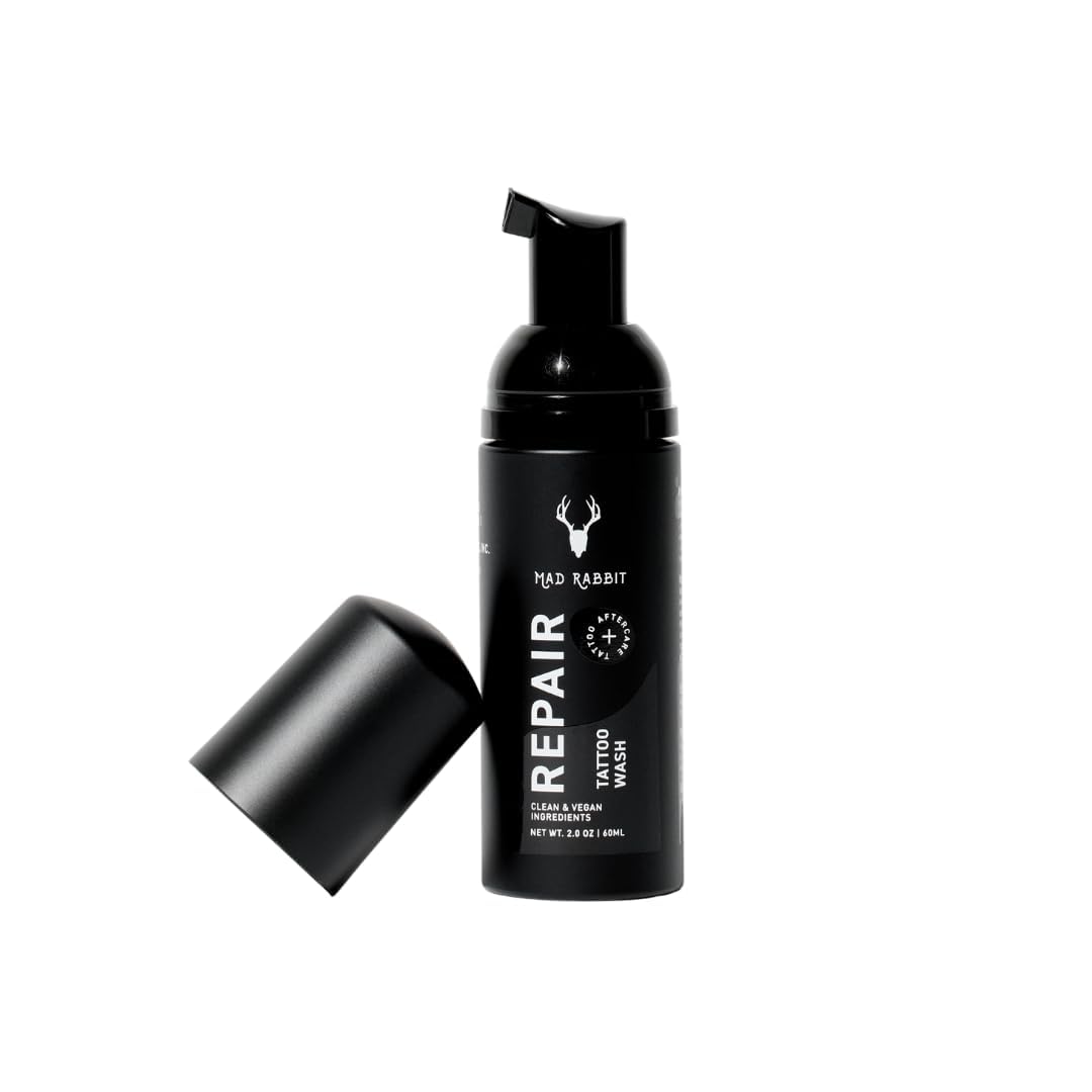Mad Rabbit jabon cuidado tattoo sin fragancia 2oz para uso diario.