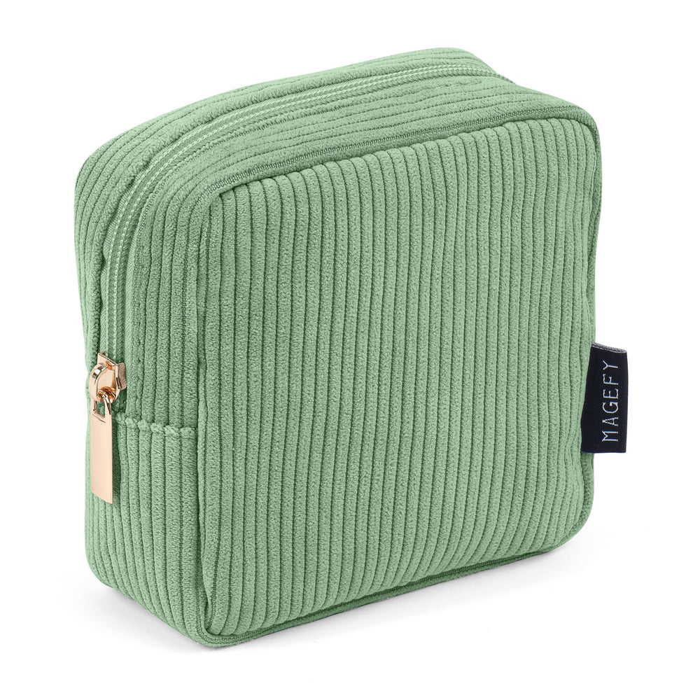 MAGEFY bolsa de maquillaje en pana verde, compacto para llevar en el bolso.