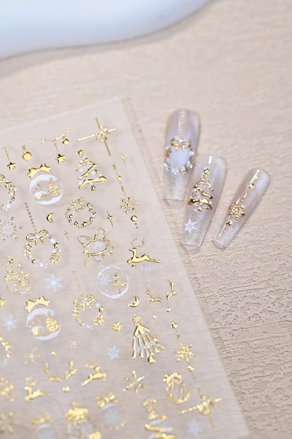 Maigitur estampas uñas muñeco nieve, toque divertido para look invernal.