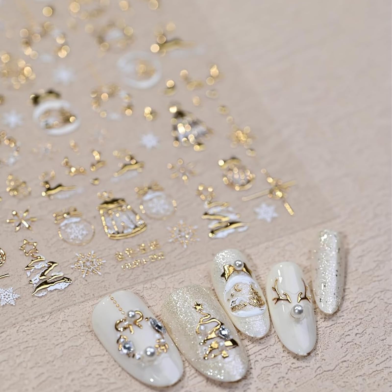 Maigitur estampas uñas Navidad 5D relieve, aporta textura festiva para manicura.