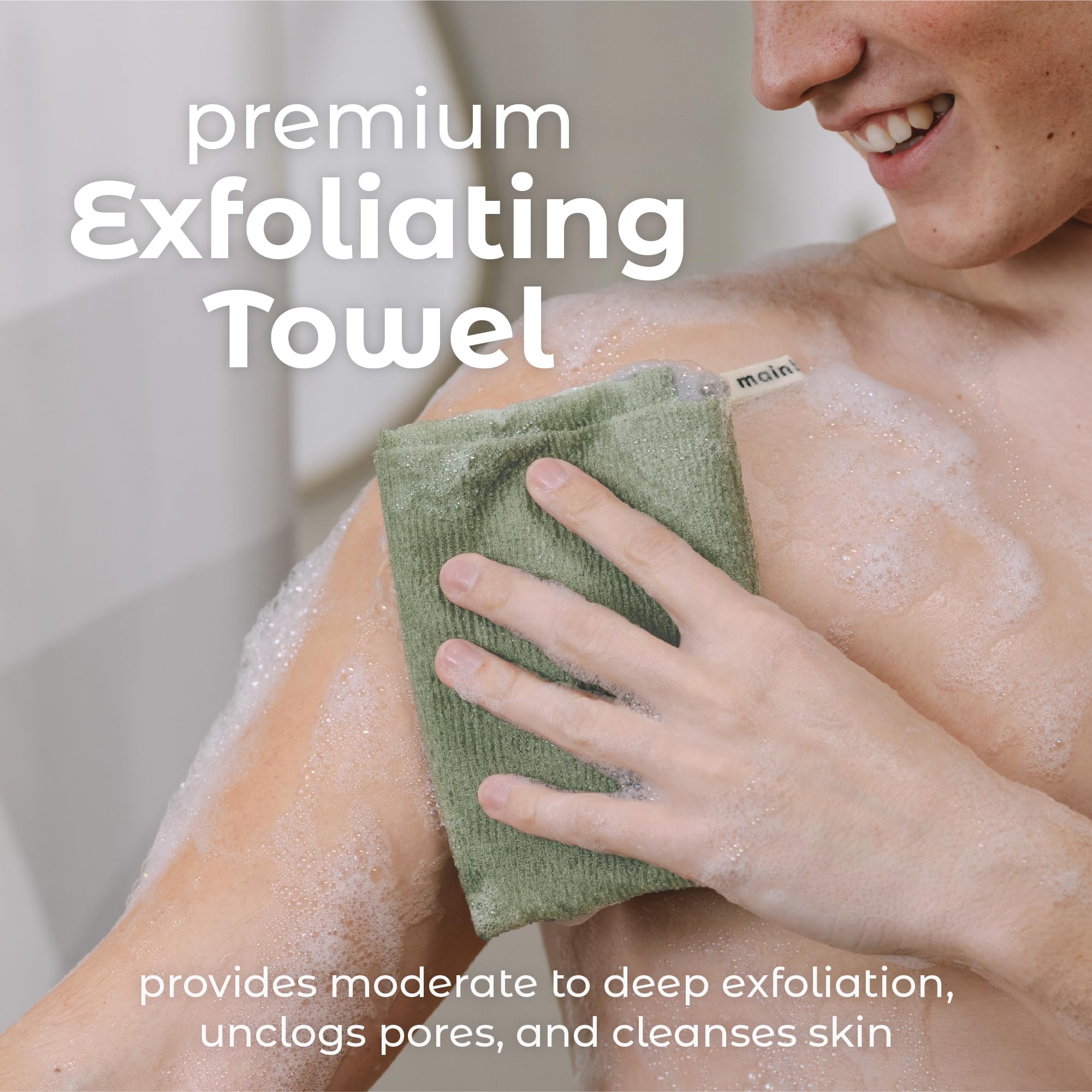 Toalla exfoliante de MainBasics con tejido texturizado para exfoliación suave.
