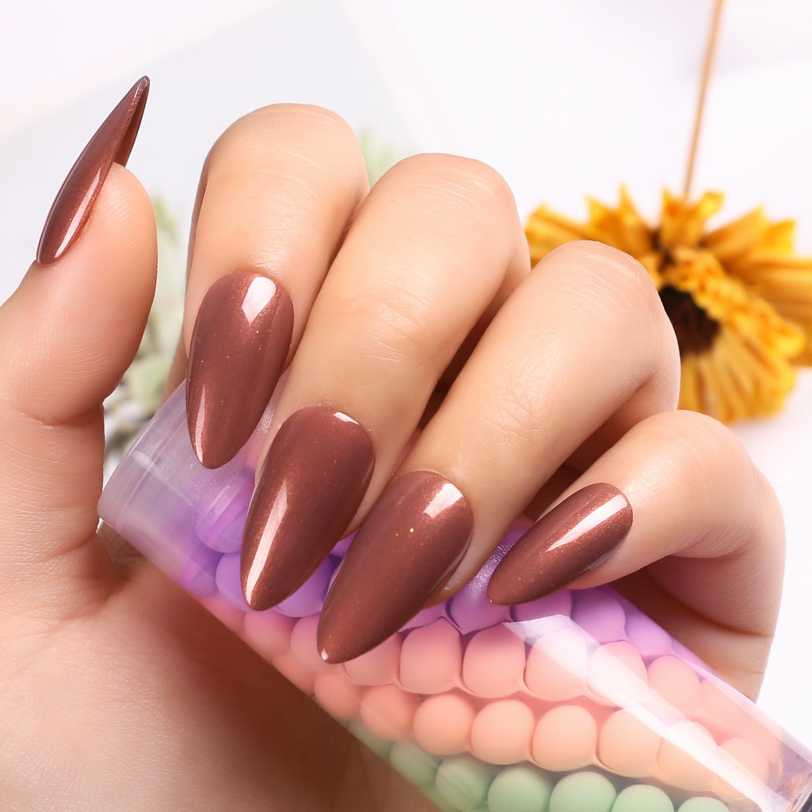 Major Dijit Esmalte Ocre envase con diseño práctico