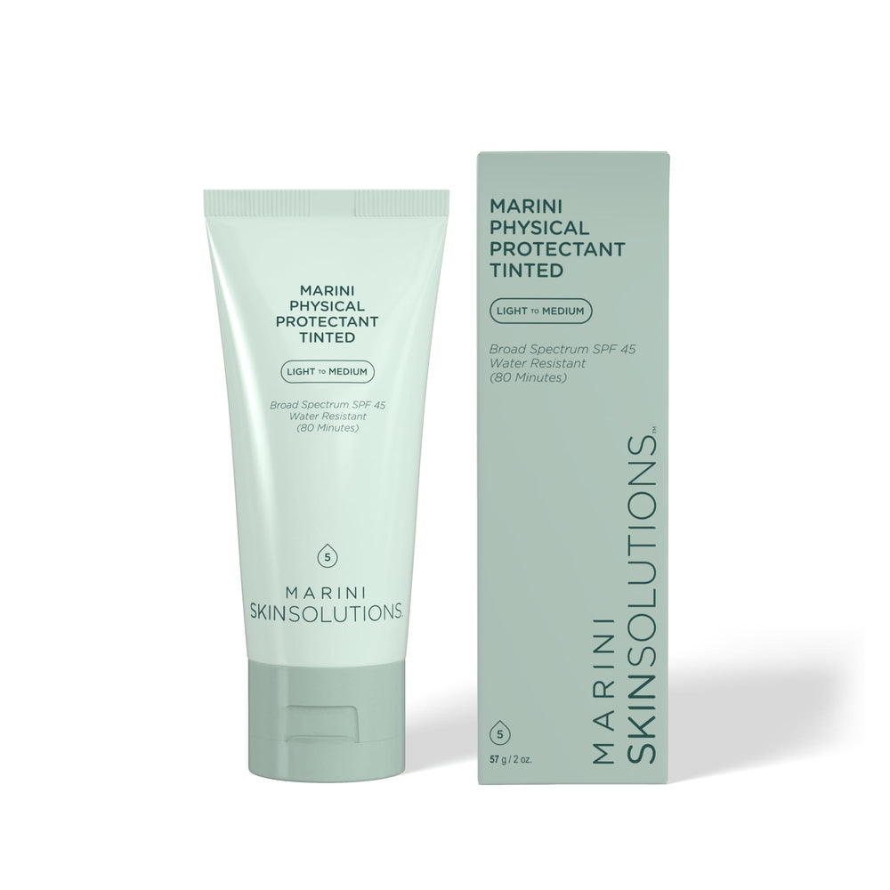 Marini SkinSolutions Protectant Tintado, botella visible, protección SPF 45 con tono universal y acabado mate.