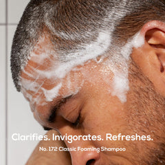 MARLOWE No.172 champú para hombres, espuma visible para un lavado revitalizante.