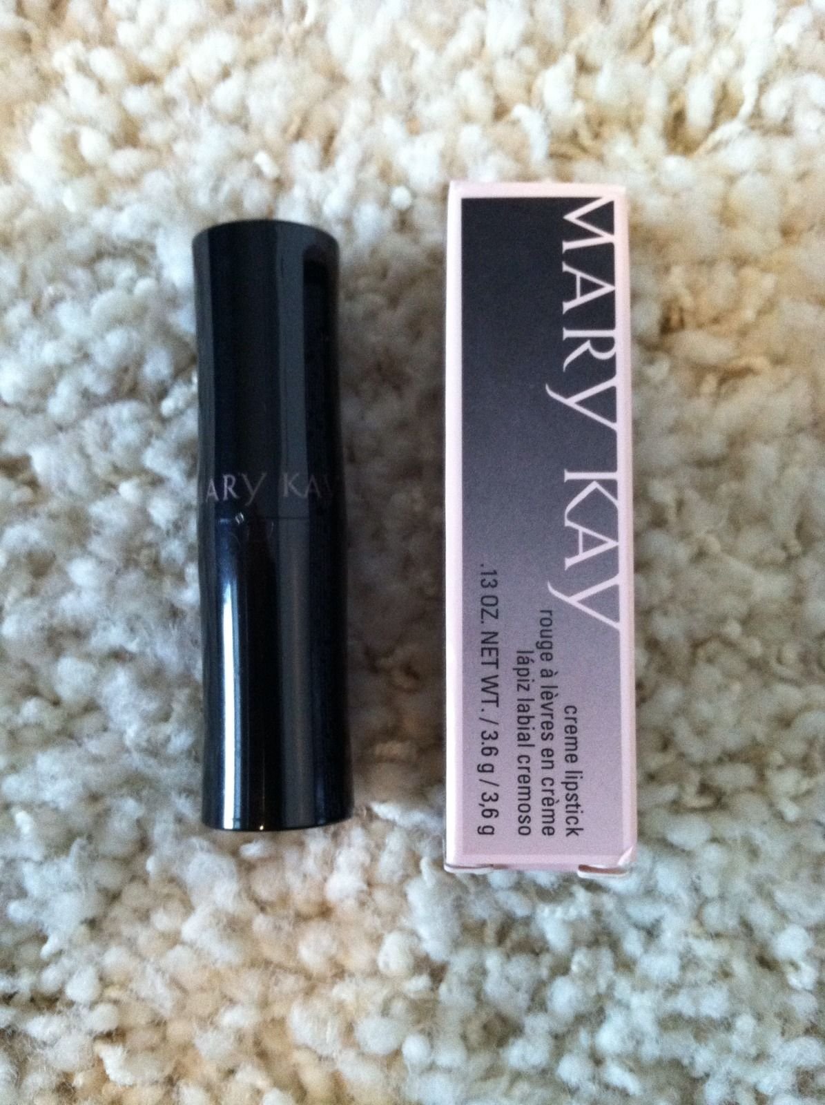 Mary Kay Labial Cremoso Downtown Brown para color duradero y cómodo.