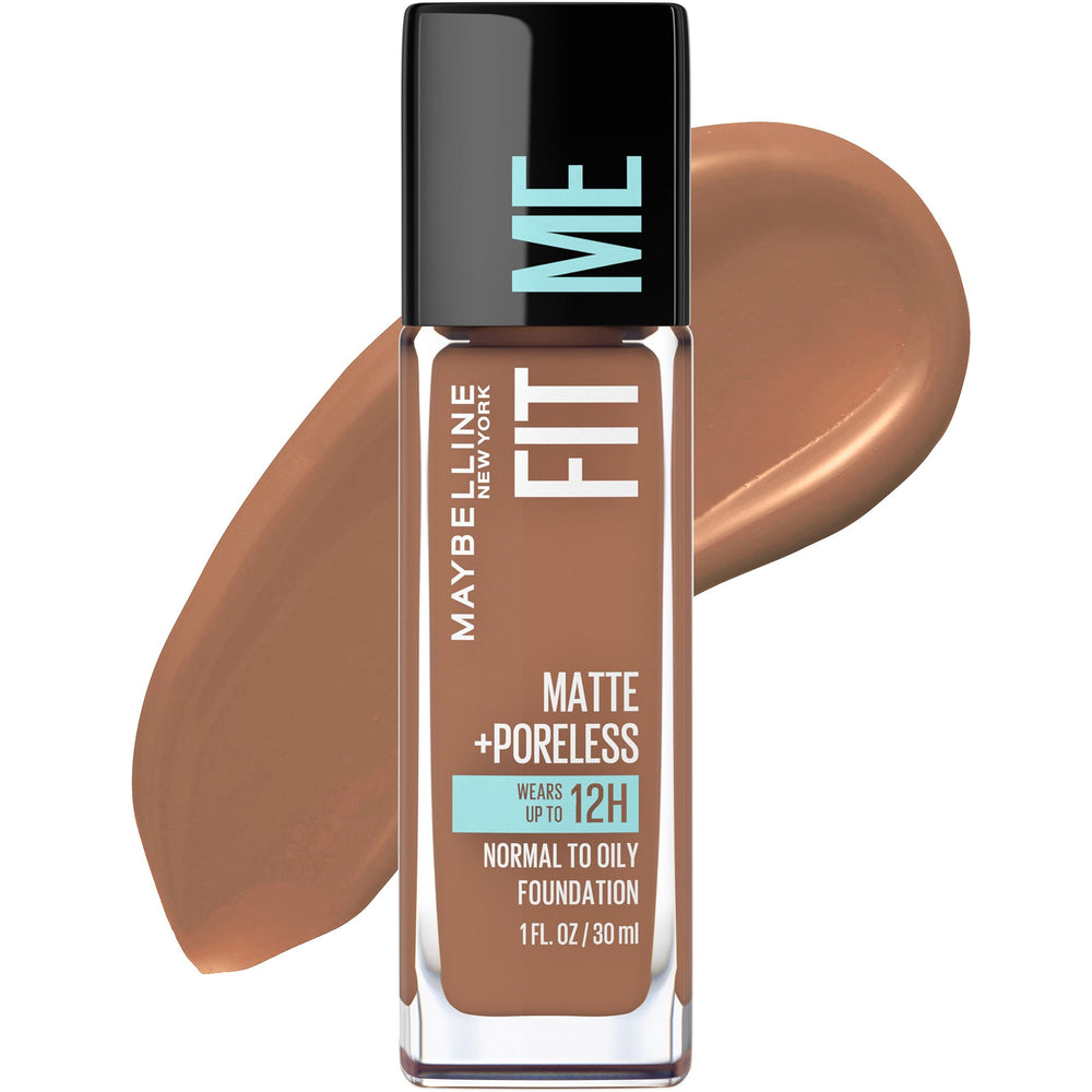 Maybelline Fit Me Latte, botella visible para tono natural y acabado mate.