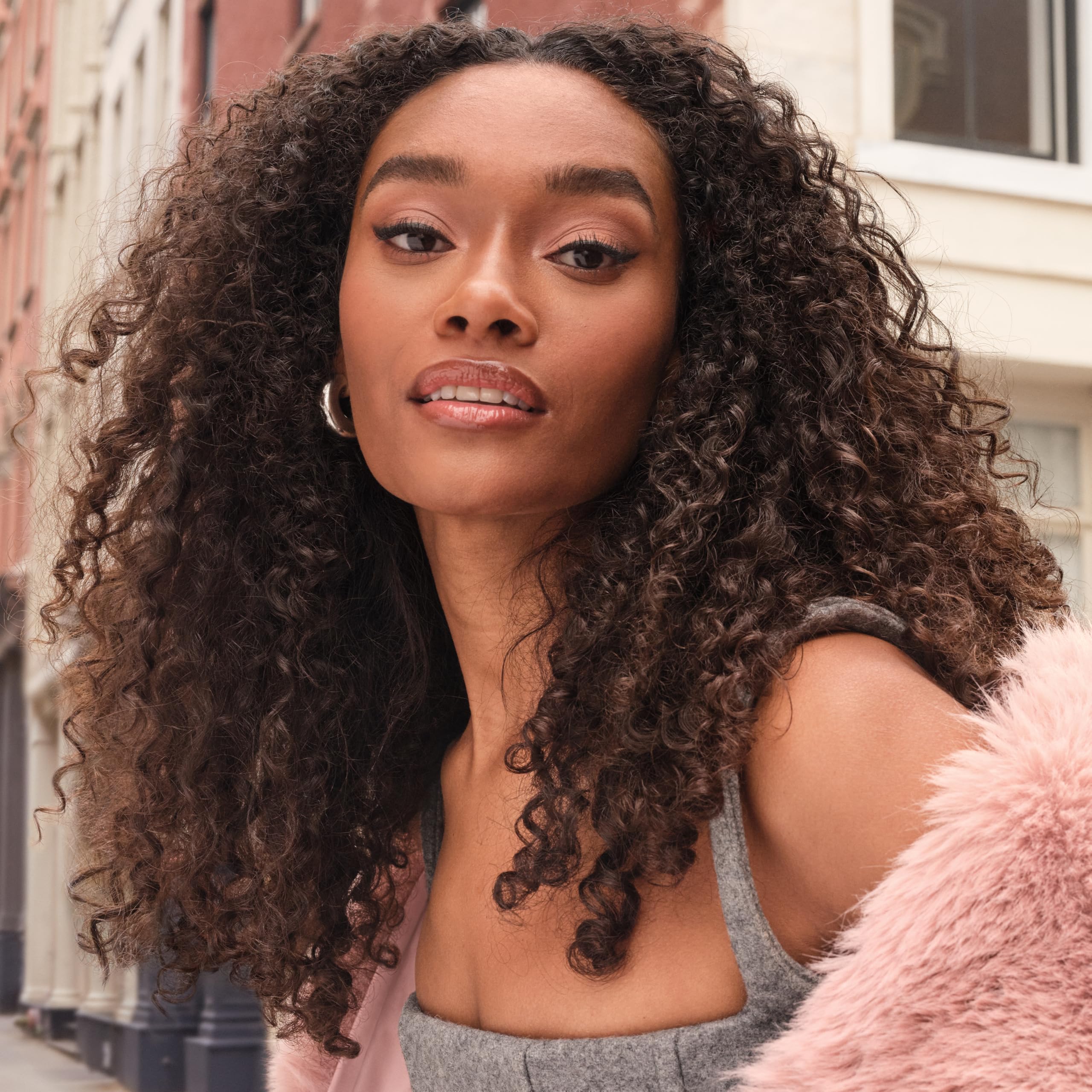 MAYBELLINE Superfluff duracion todo el dia para cejas definidas