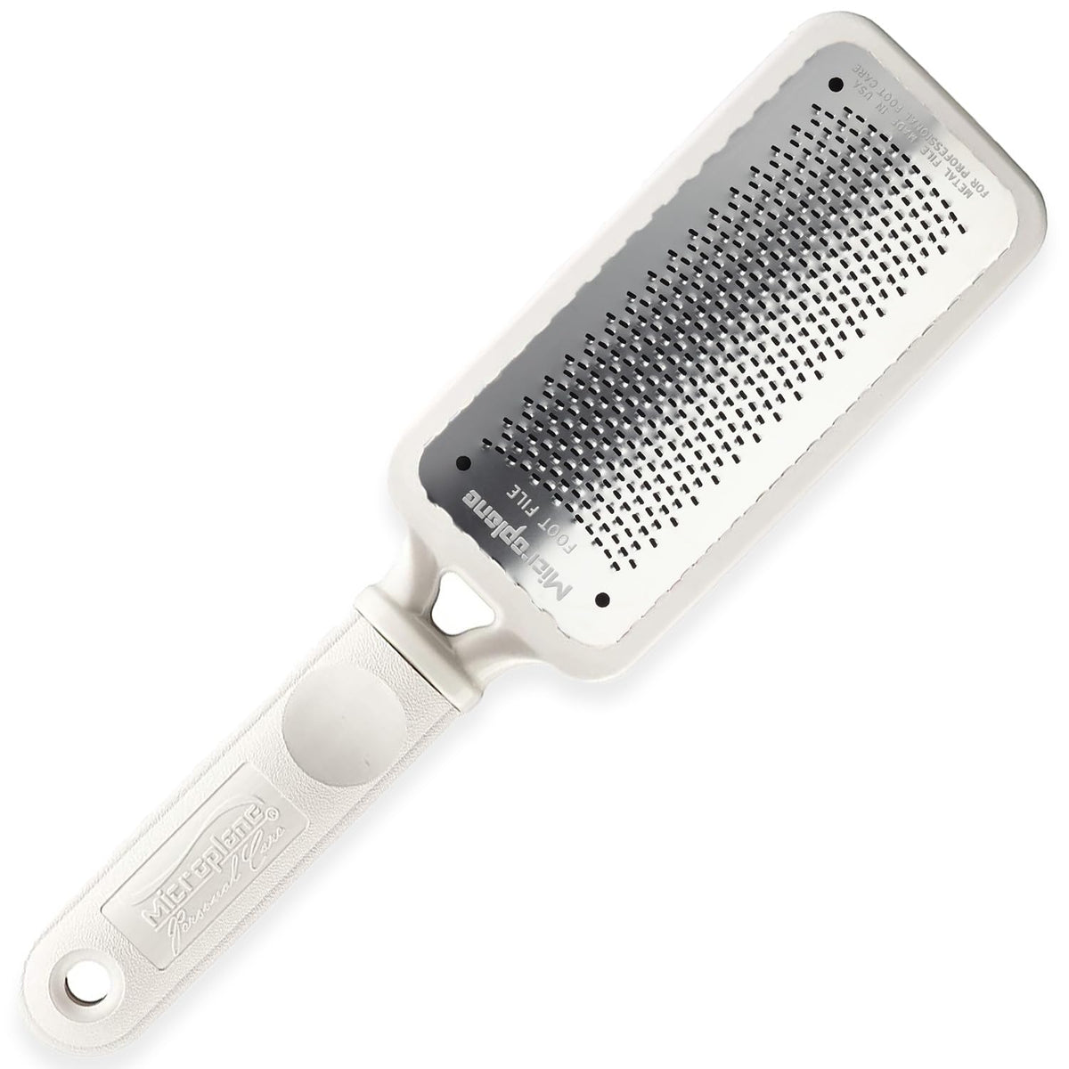 Microplane Colossal: lima de pies frontal para pedicura suave en casa.