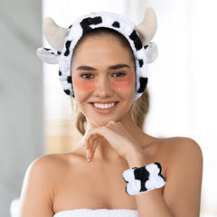 Diseño con estampado de vaca en tonos suaves para alegrar la rutina diaria.