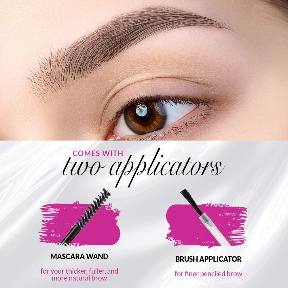 Modelo en botella: aplicador doble para cejas definidas y naturales.