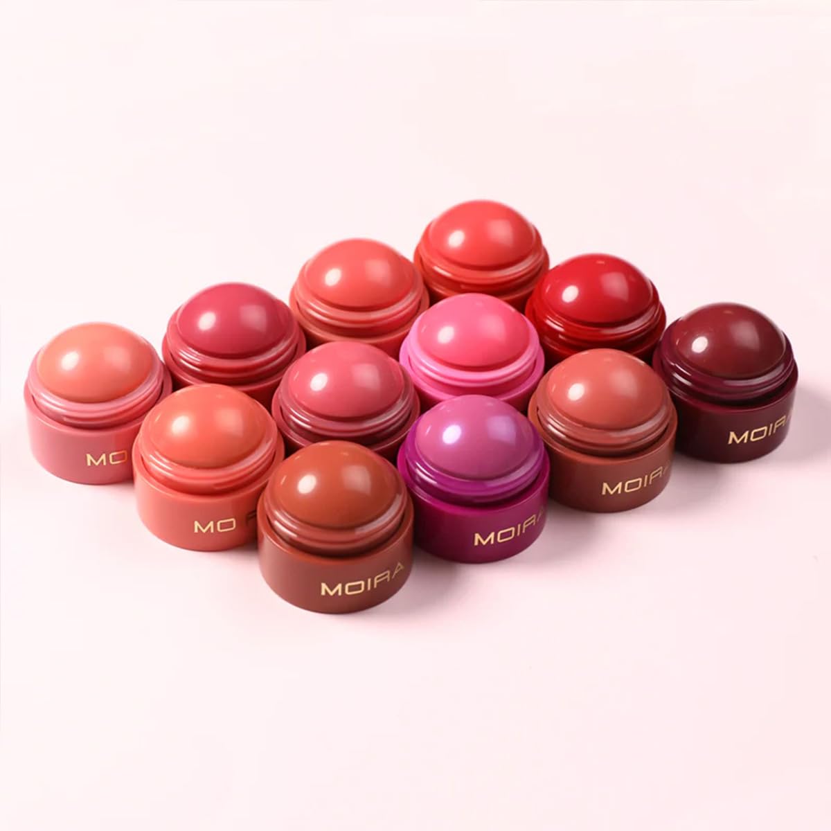 Moira Soft Blush Balm: envase práctico para retoques rápidos.