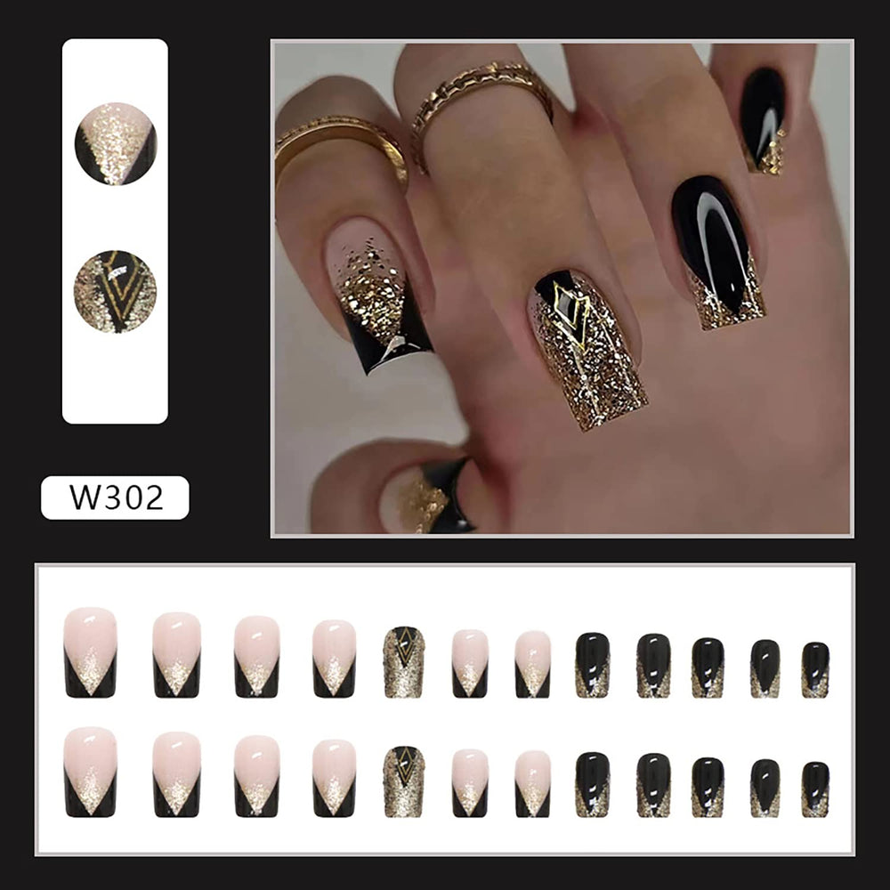 Much Hotter uñas acrílicas de tamaño medio con efecto brillo dorado.