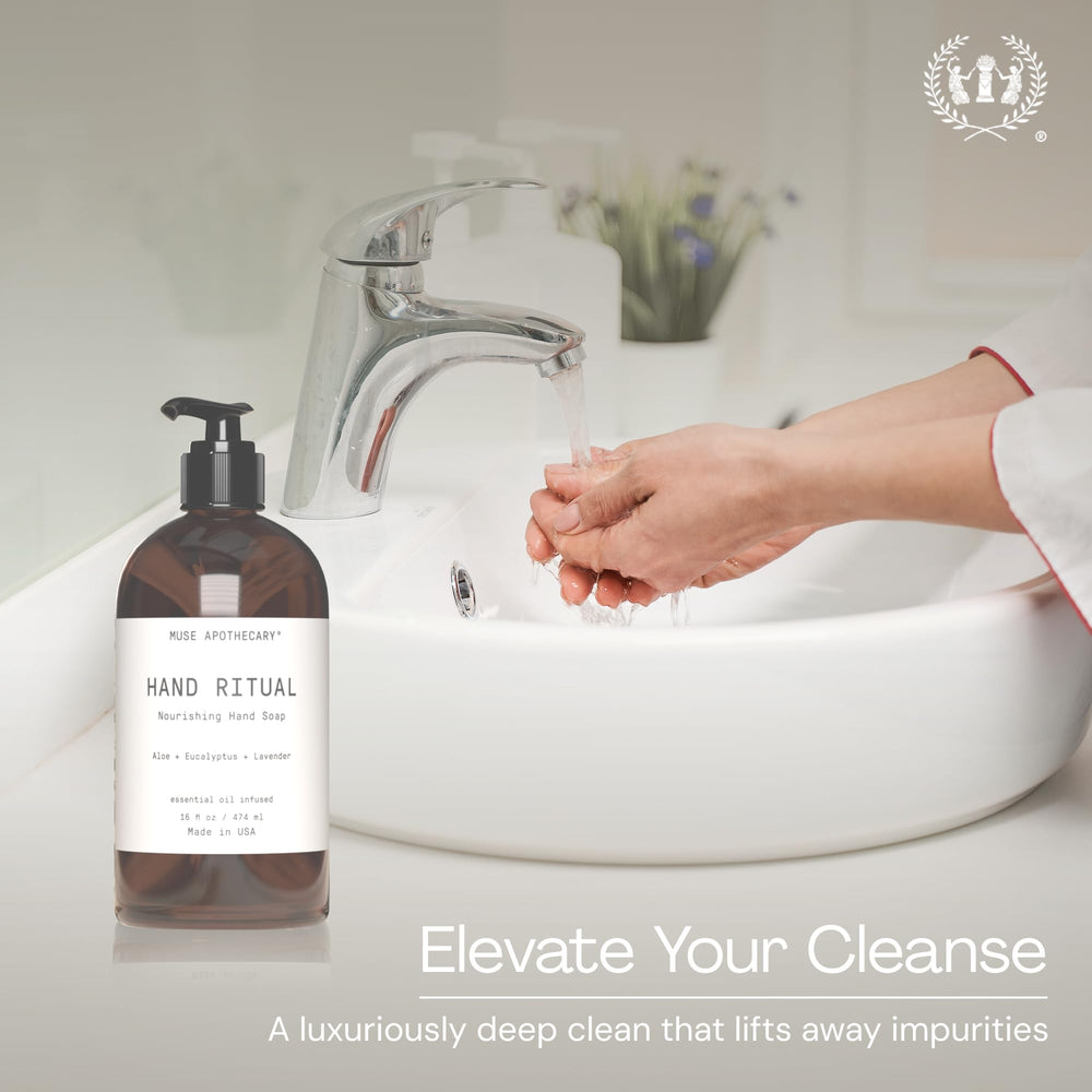 Muse Apothecary Hand Ritual: primer plano de espuma suave para lavado de manos