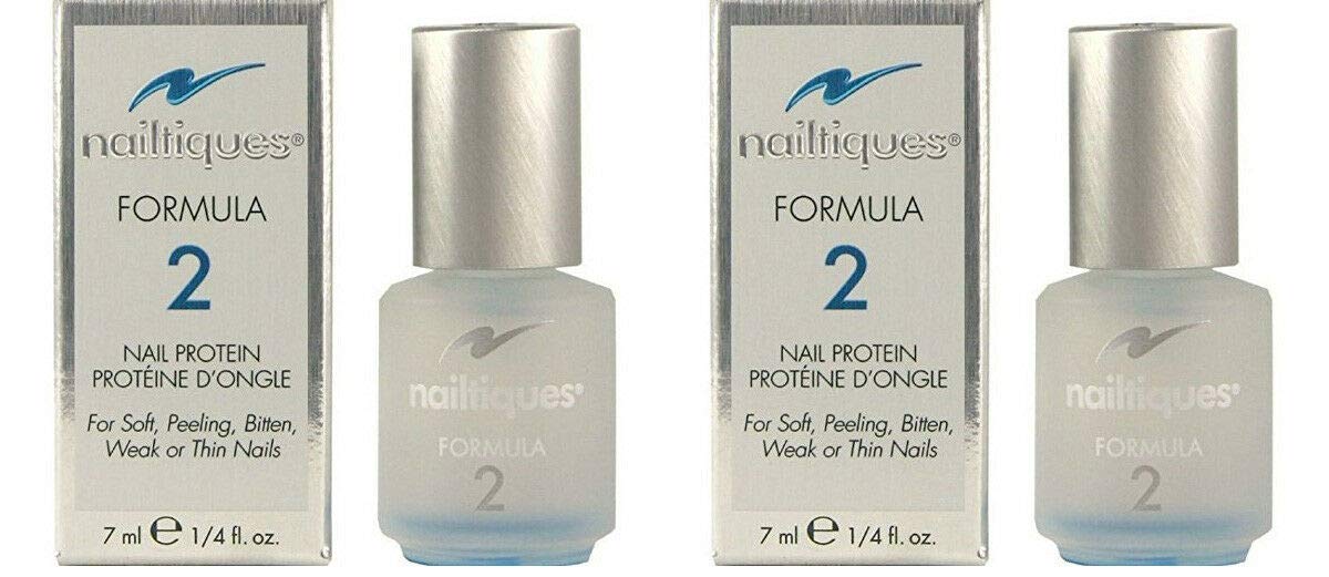 Botella Nailtiques Formula 2 para fortalecimiento de uñas y cuidado diario.
