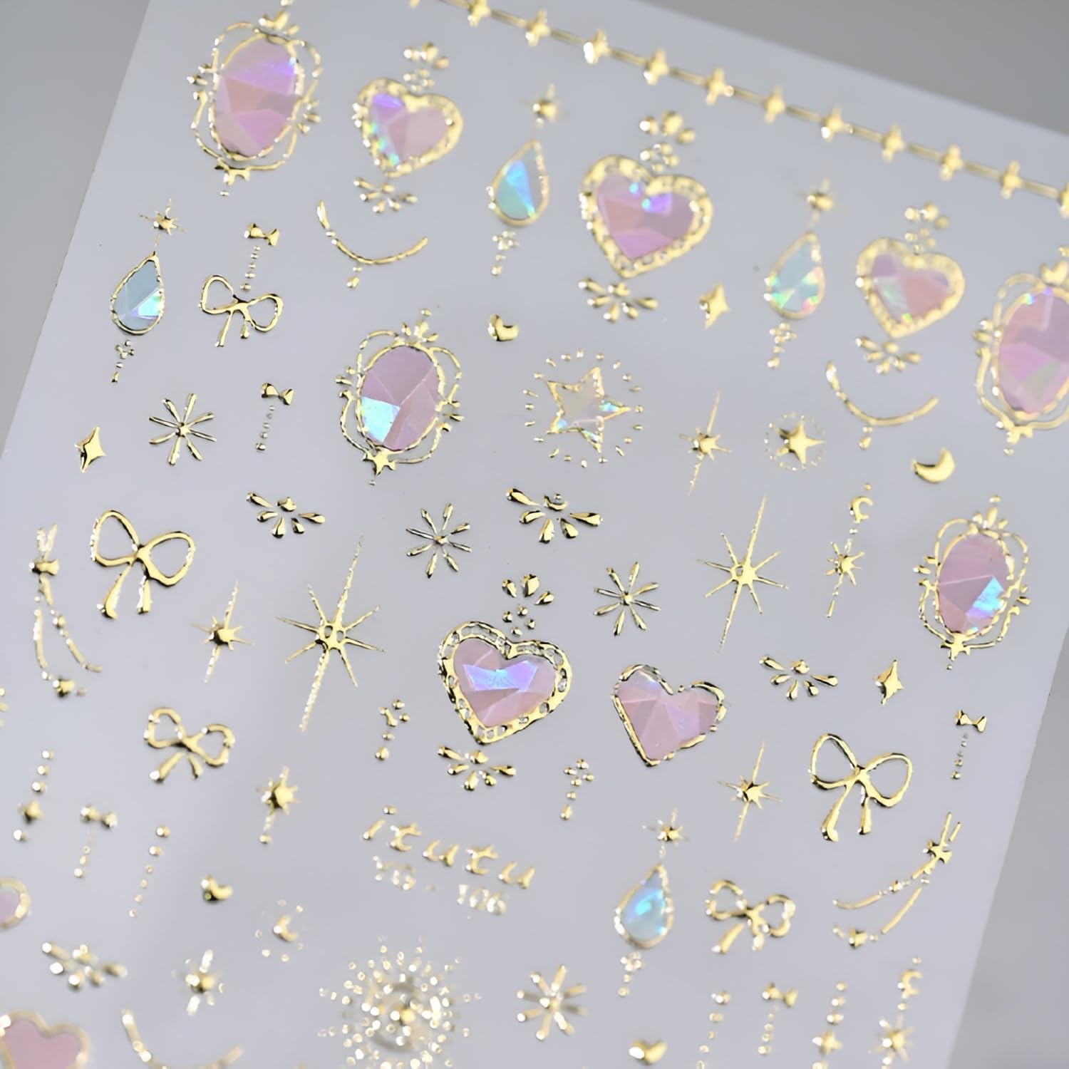 Namrec Valentine: corazón rosa en adhesivo para uñas, ideal para un toque romántico.