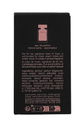 Narciso Rodriguez para Ella, tapa del frasco, detalle limpio y seguro