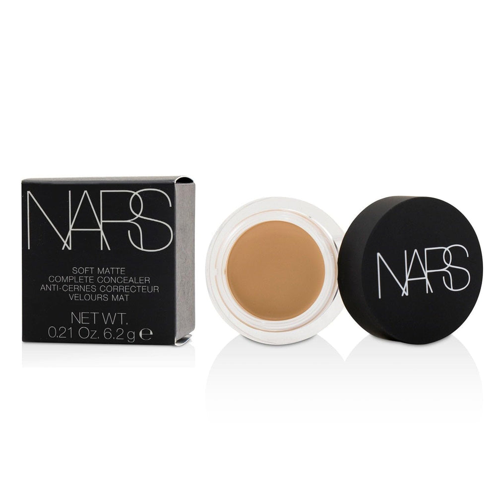 NARS correcteur mat Vanille usage quotidien facile teint uniforme