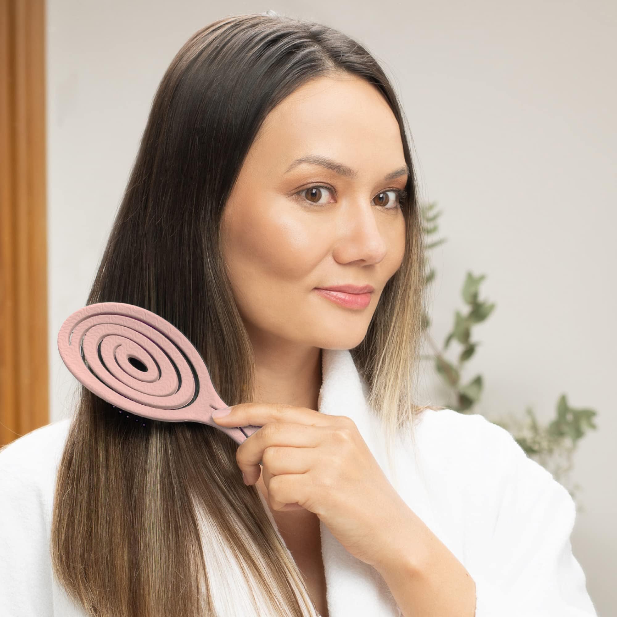 Cepillo ideal para peinados diarios y extensiones o pelucas