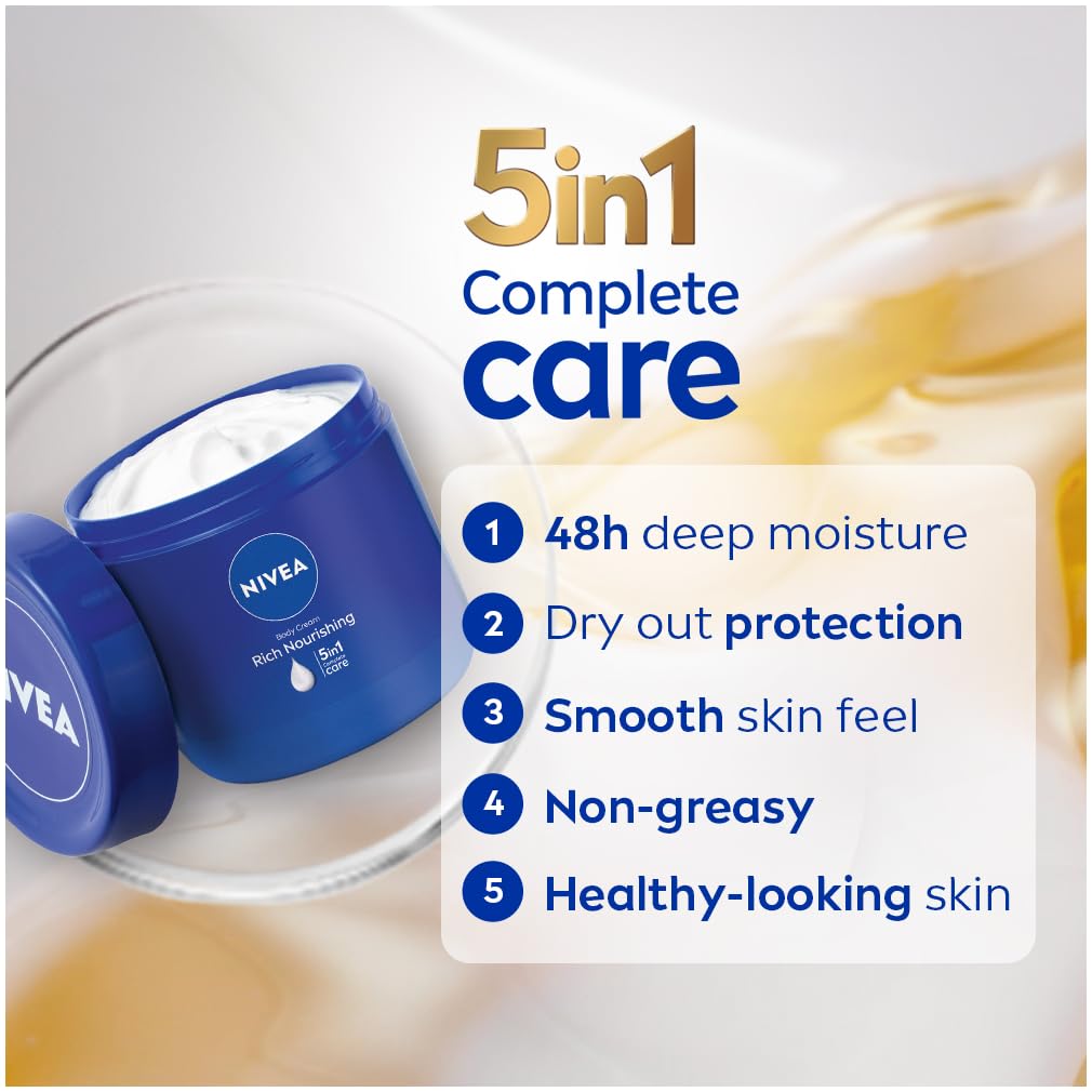 NIVEA crema corporal aplicación en palma, absorción suave para piel seca.