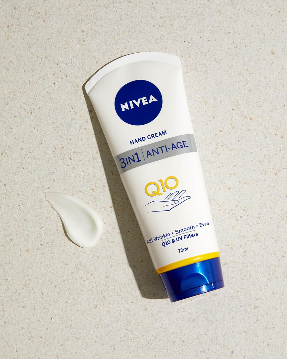 NIVEA Crema de manos Q10, textura suave y absorbente.