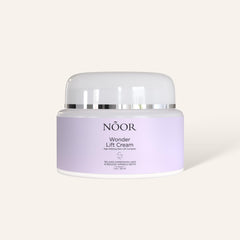 Noor Hair WonderLift crema textura suave para hidratación diaria y acabado mate ligero.