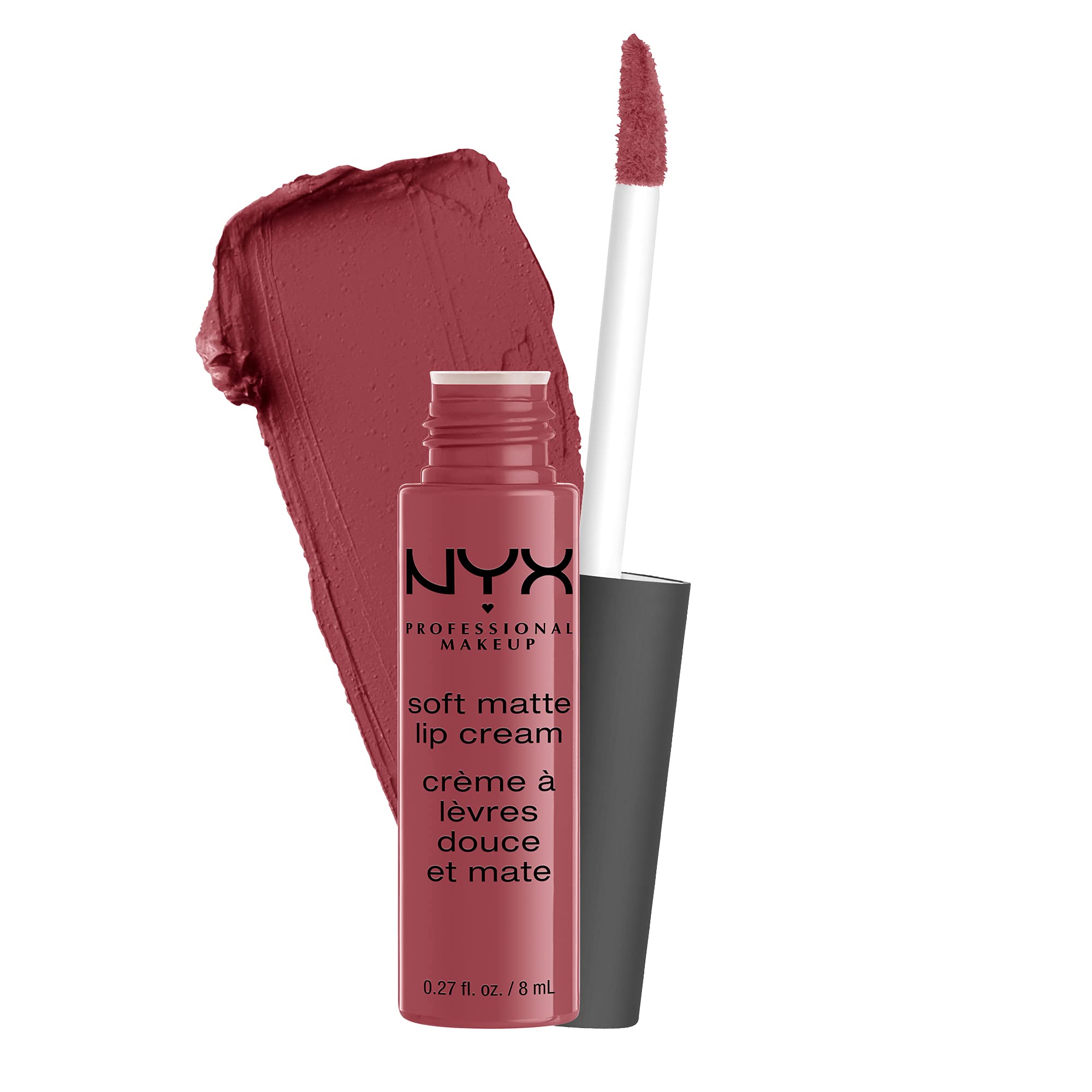 NYX Soft Matte Lip Cream Budapest en labios con color profundo y mate