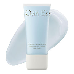 Oak Essentials Luminosa crema corporal en envase de 40 ml para hidratación y brillo.