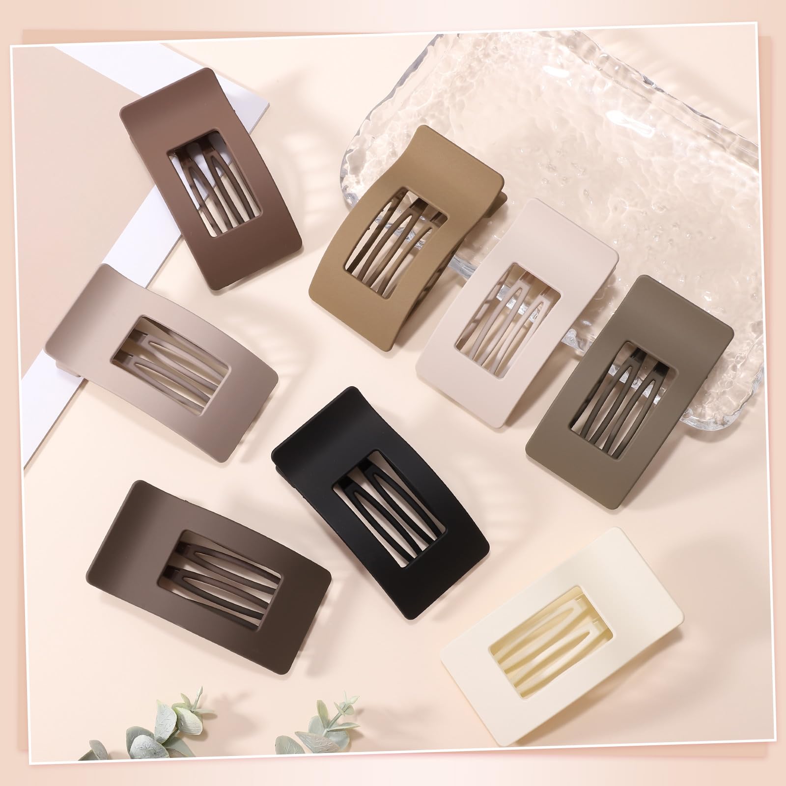 Pinza plana de Obeoby para estilo francés en cabello medio.