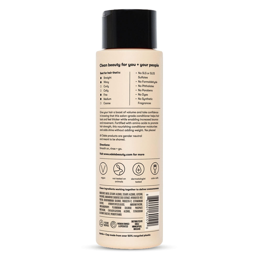 Branding with scent notes of oakmoss, ylang-ylang, and cucumber