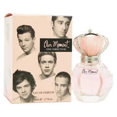 One Direction Our Moment cap close-up, elegant branding for gifting