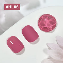 Esmalte OpenLive con pincel suave para un color uniforme.