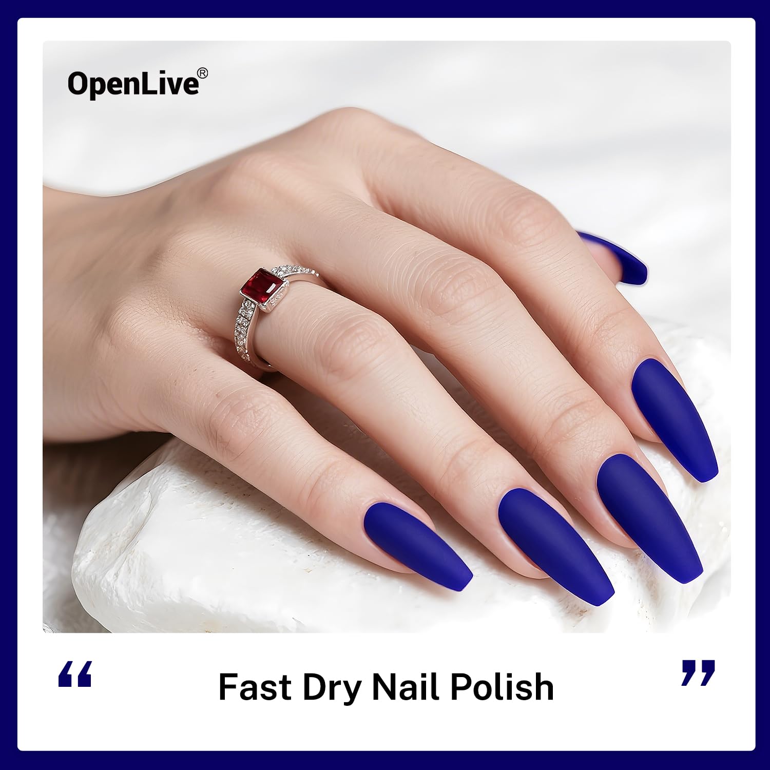 Esmalte OpenLive azul oscuro con brillo intenso que deslumbra