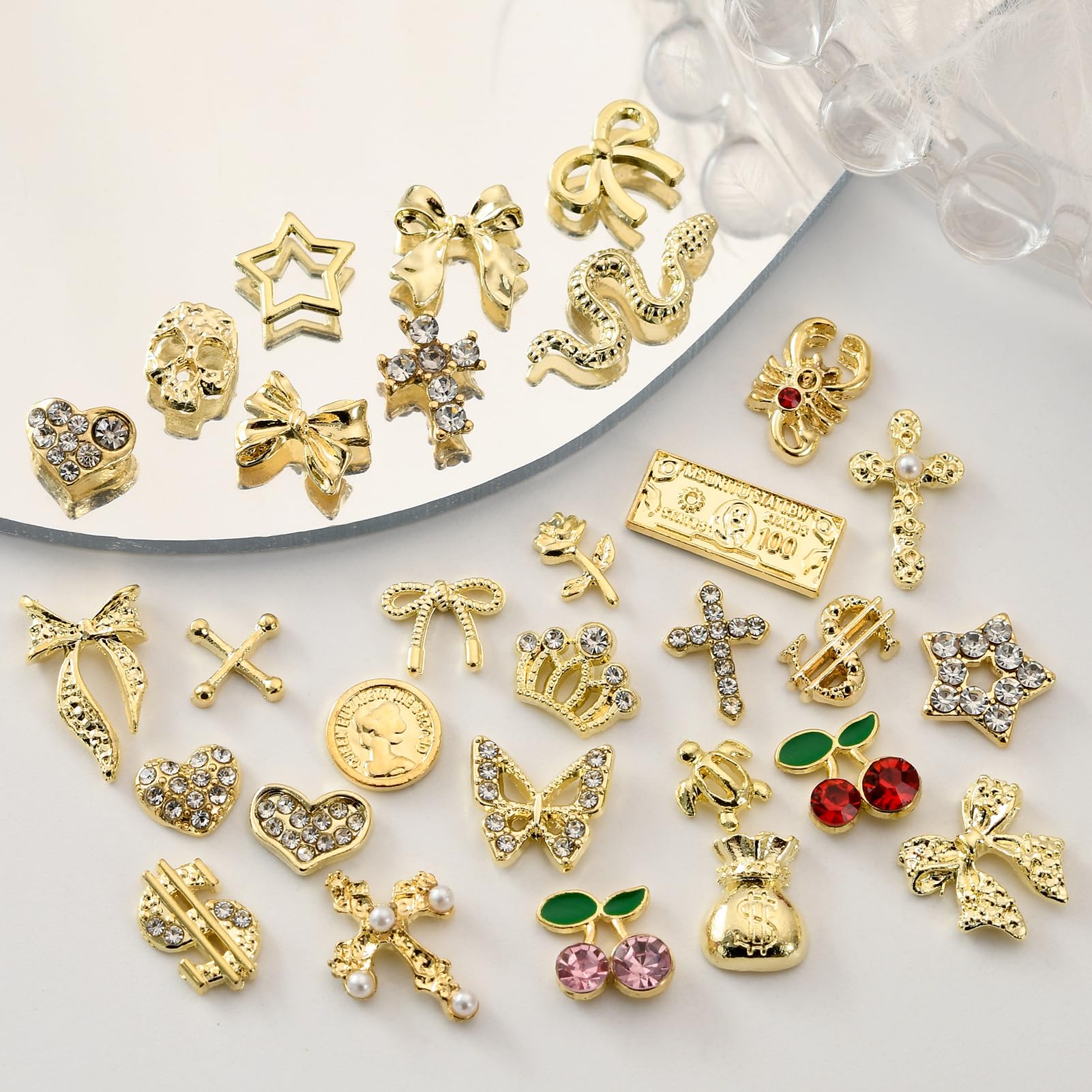 OPMADM adorno dorado para uñas en cereza: estilo divertido y destellos glam