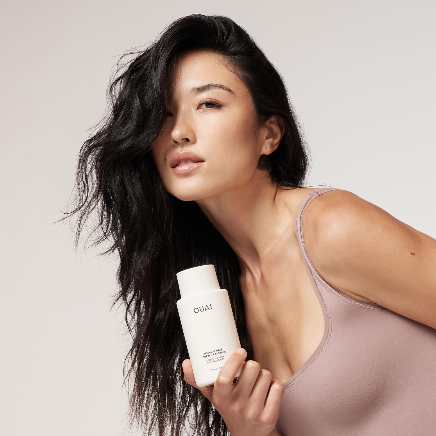 OUAI Acondicionador Medio, ingredientes clave, keratina aporta brillo y control del frizz