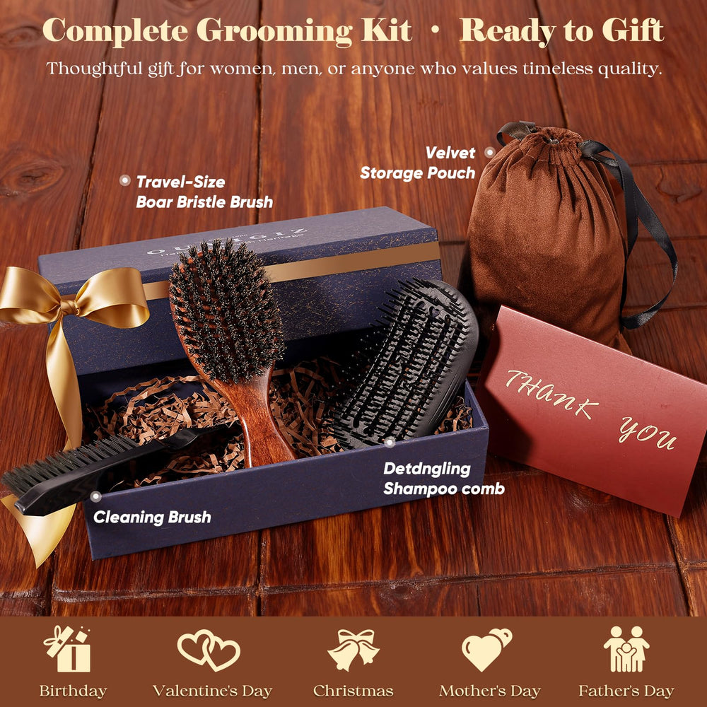 Kit de viaje OUMIGIZ con cepillo mini para retoques en movimiento.
