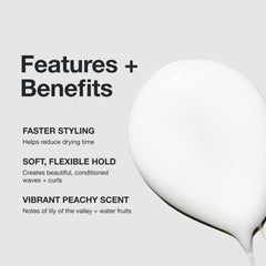 Paul Mitchell Quick Slip Cream ayuda a secado rápido para ahorrar tiempo.
