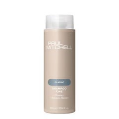 Paul Mitchell Shampoo One, botella-frente: lavado suave para todo tipo de cabello.