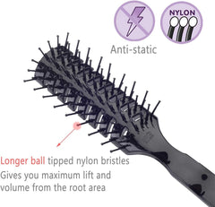 Cerdas nylon de puntas redondeadas PERFEHAIR brindan mayor levantamiento desde la raíz.