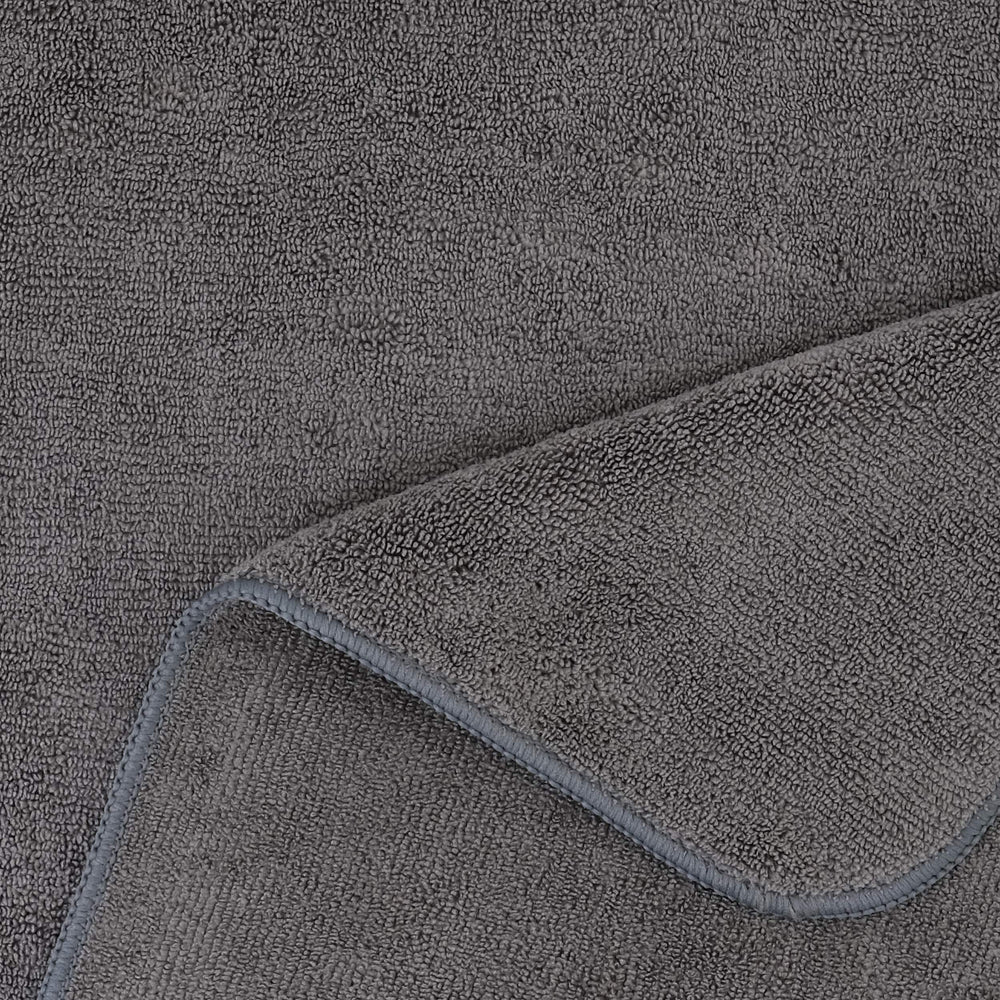 Conjunto de dos toallas POLYTE gris oscuro para salon en casa