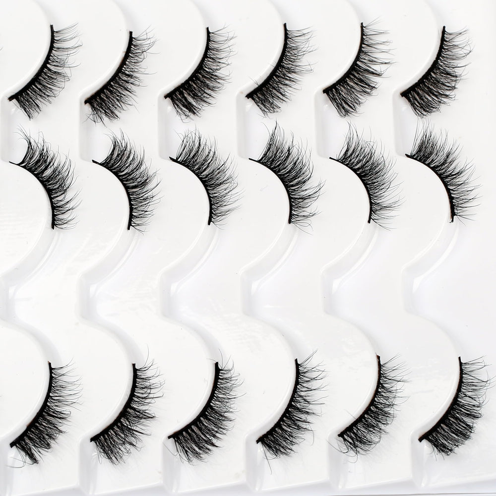 Pooplunch half lashes ideal for beginners seeking cat-eye flair.