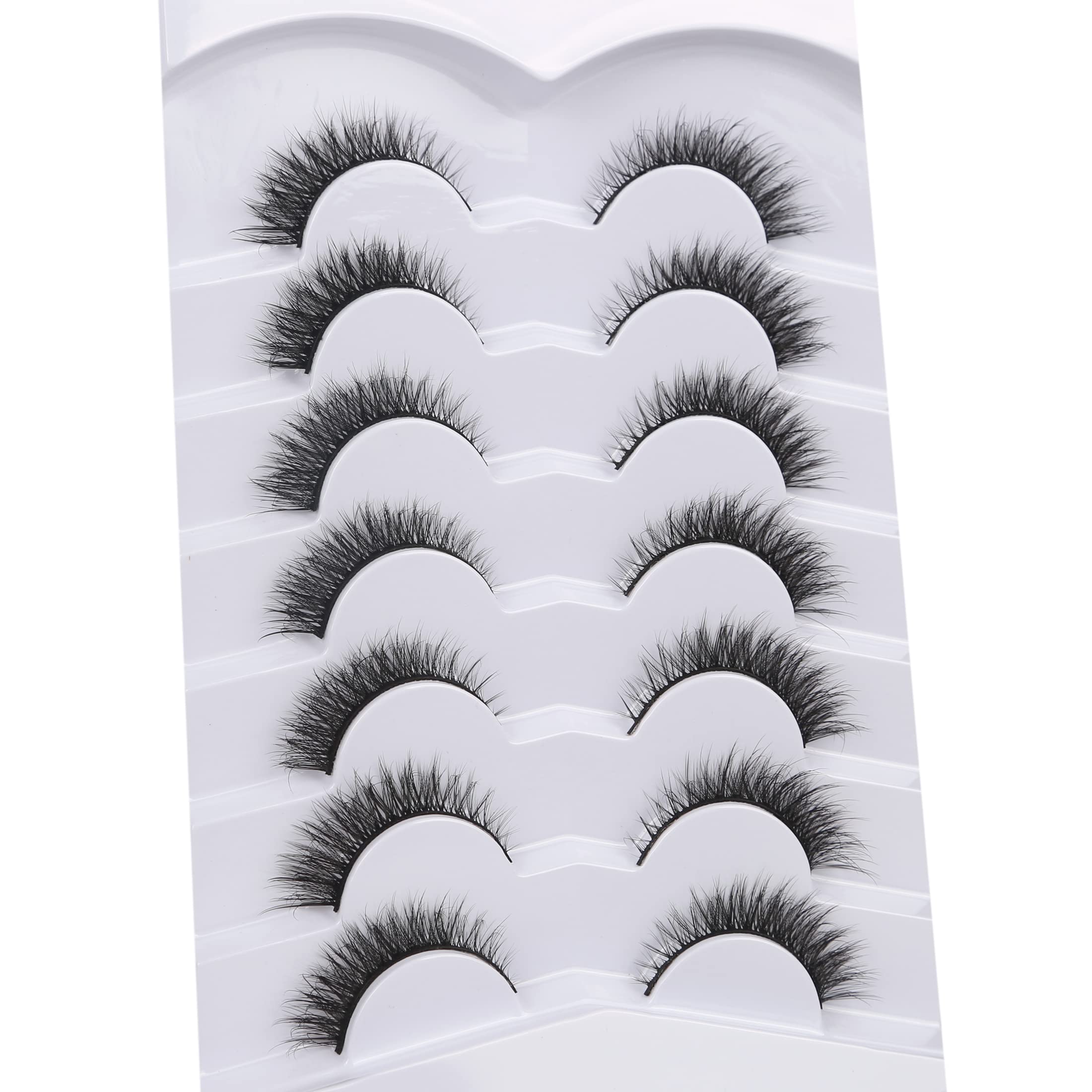 Pooplunch wispy flutter lashes provide natural-looking volume and delicate texture