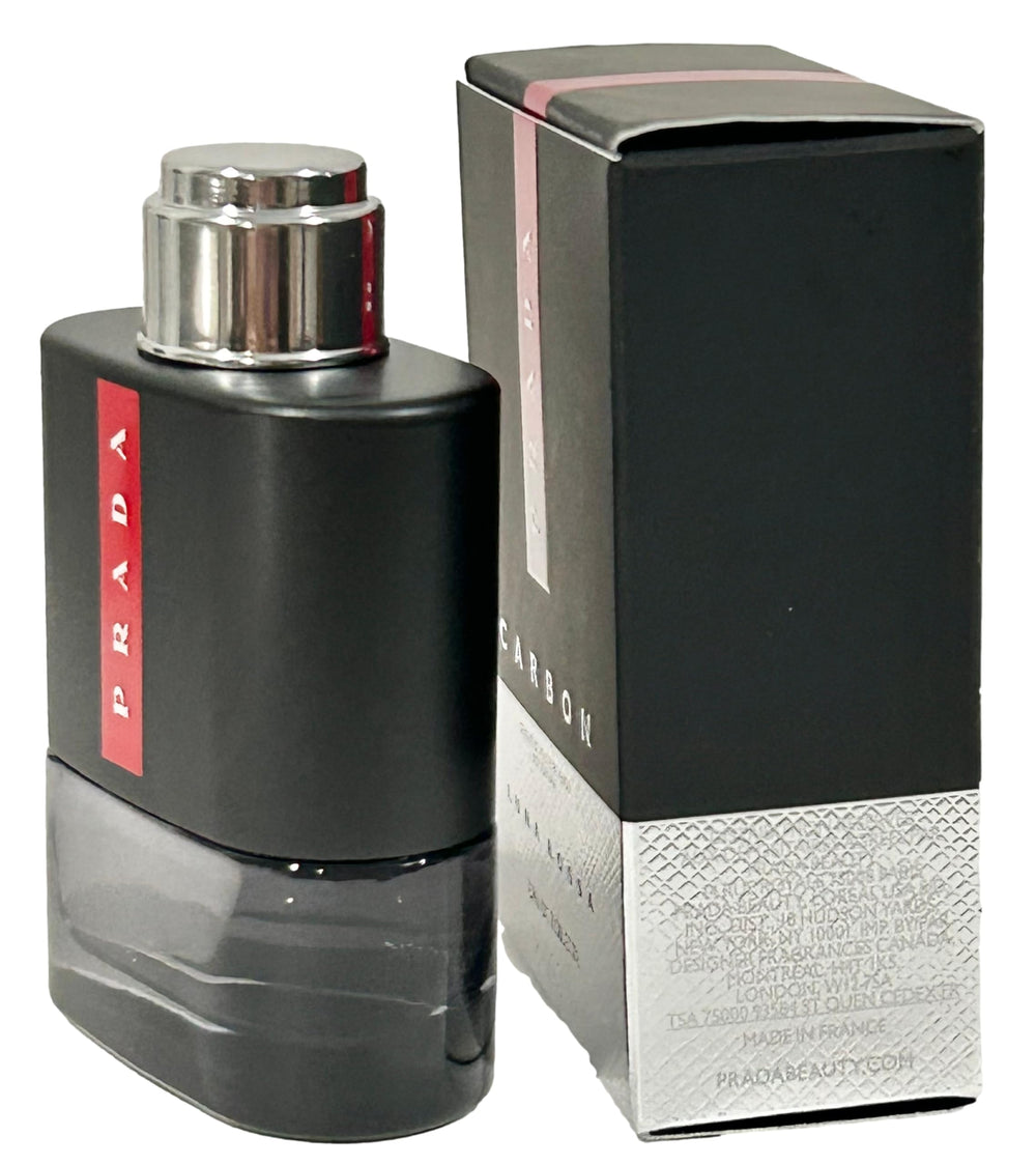 Prada Luna Rossa Carbon mini tamaño de viaje, perfecto para llevar.