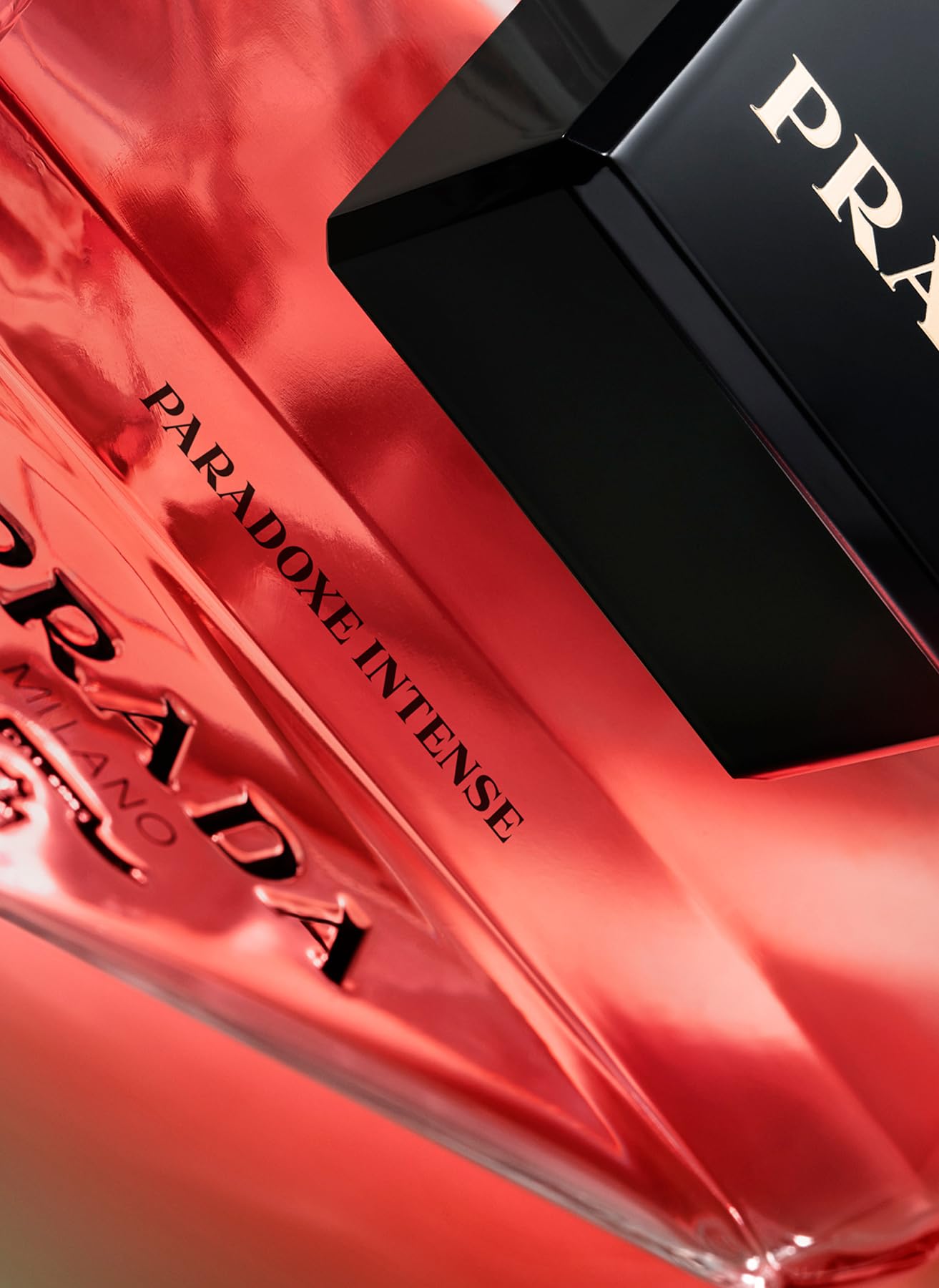 Prada Paradoxe Intense, aplicación-puntos-pulso para mayor duración.