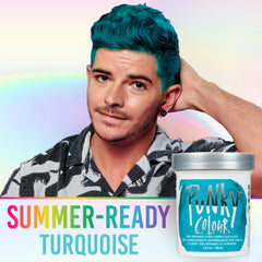 Punky Turquesa durante la aplicación en el cabello para intensidad progresiva.