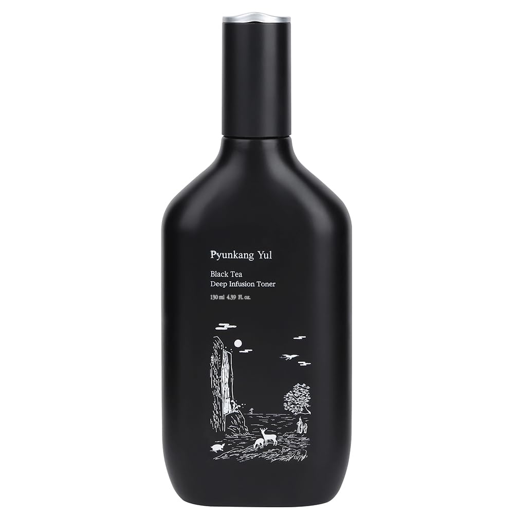 Pyunkang Yul Te Negro Toner - botella elegante que ofrece hidratación suave