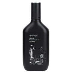 Pyunkang Yul Te Negro Toner - botella elegante que ofrece hidratación suave