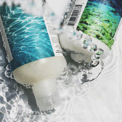R+Co Atlantis, detalle de cabello seco, suavidad y brillo