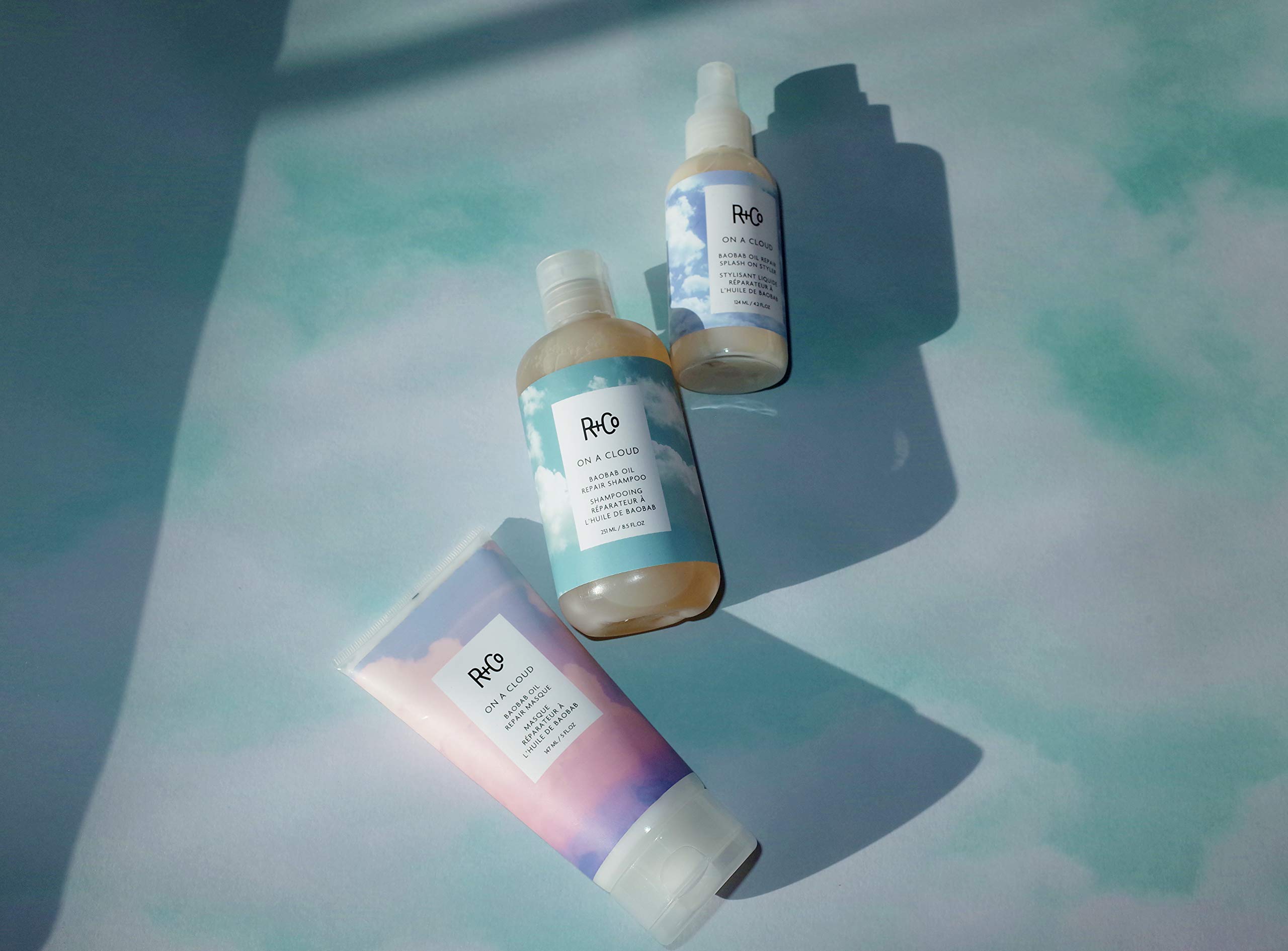 R+Co En una nube: cuidado del cuero cabelludo con aceites nutritivos.
